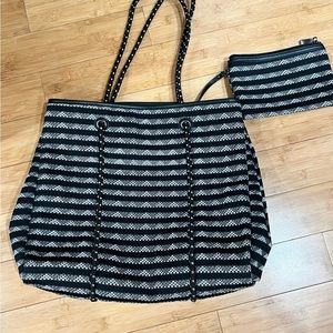 NWOT vegan urban expressions tote bag